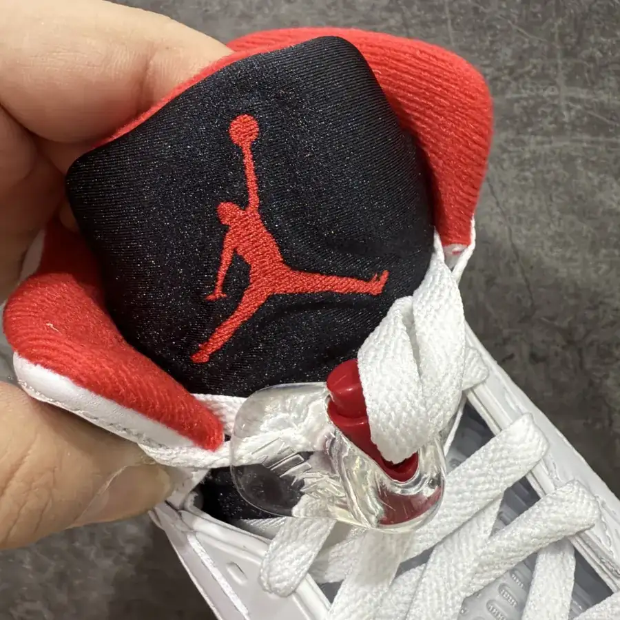 Air Jordan 5 Retro Fire Red Black Tongue