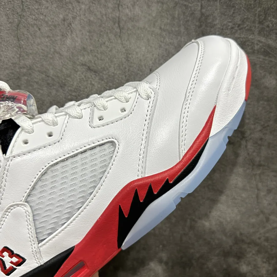 Air Jordan 5 Retro Fire Red Black Tongue