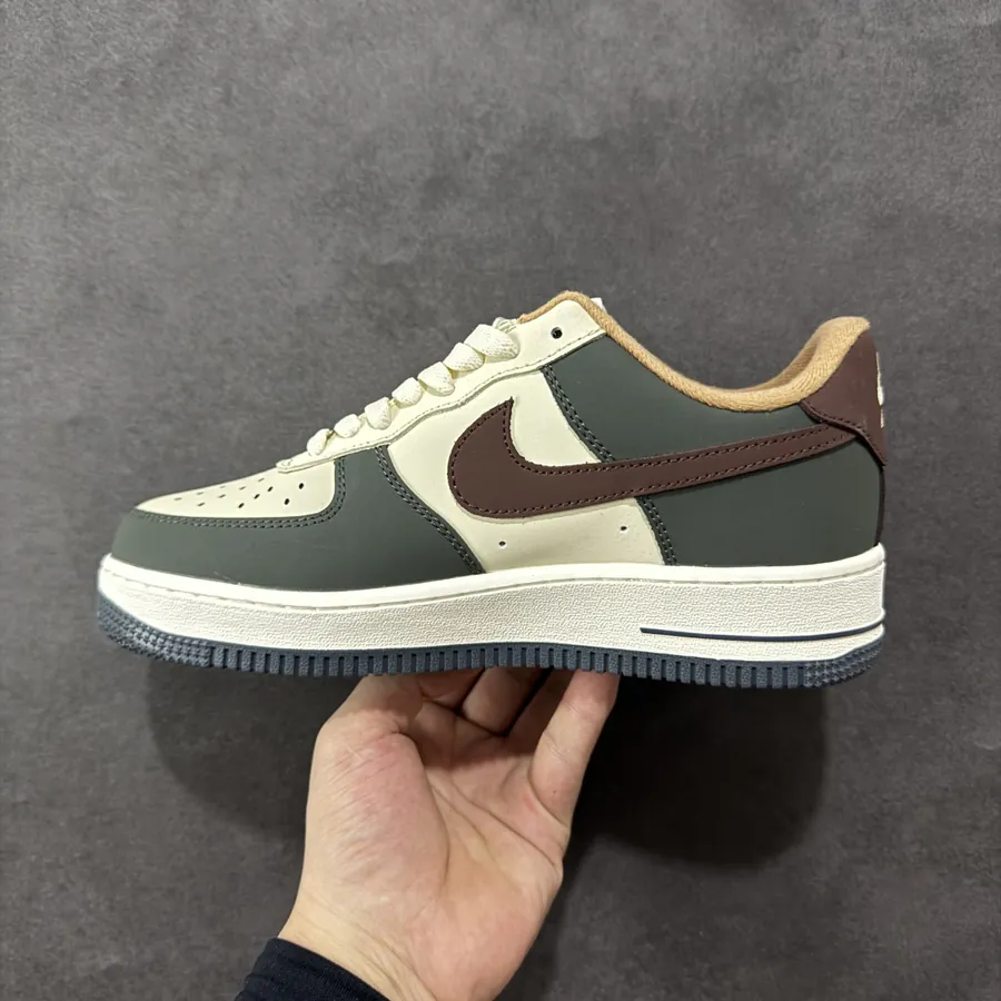 Nk Air Force 1'07 Custom Color Low Top Sneaker