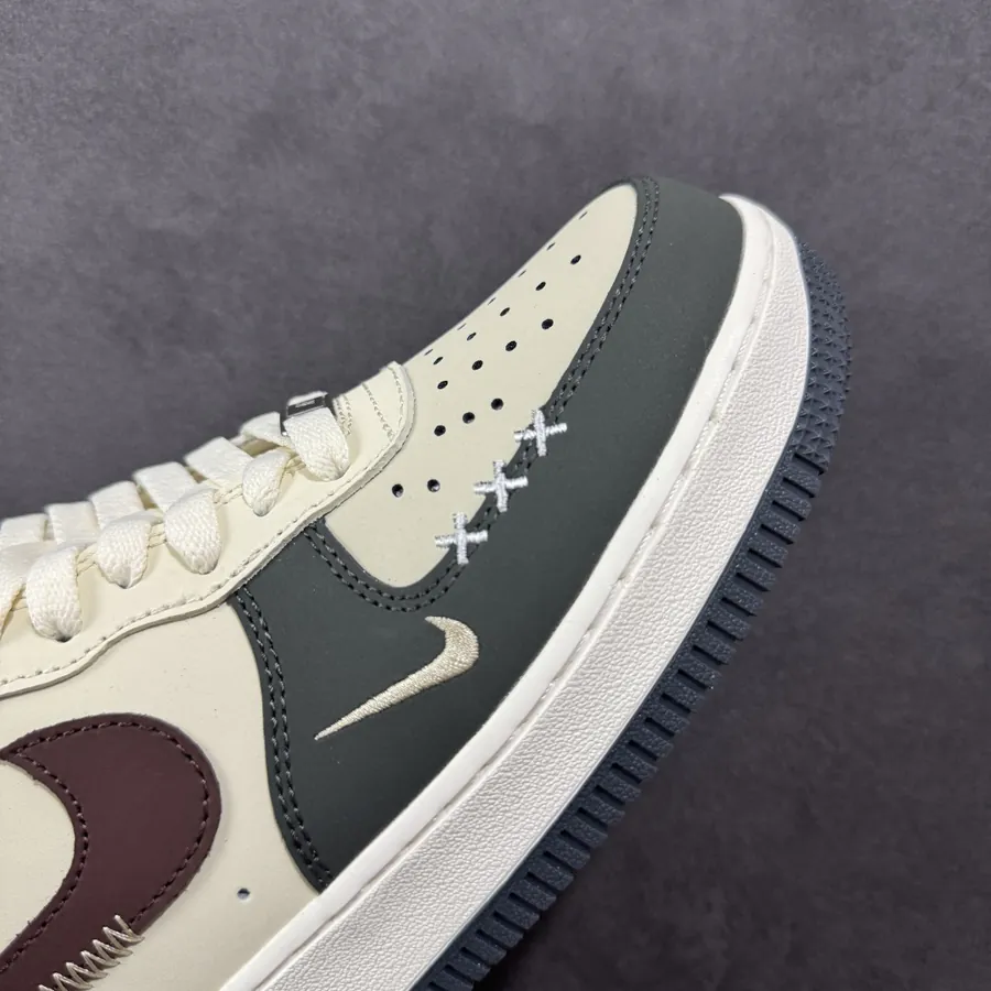 Nk Air Force 1'07 Custom Color Low Top Sneaker