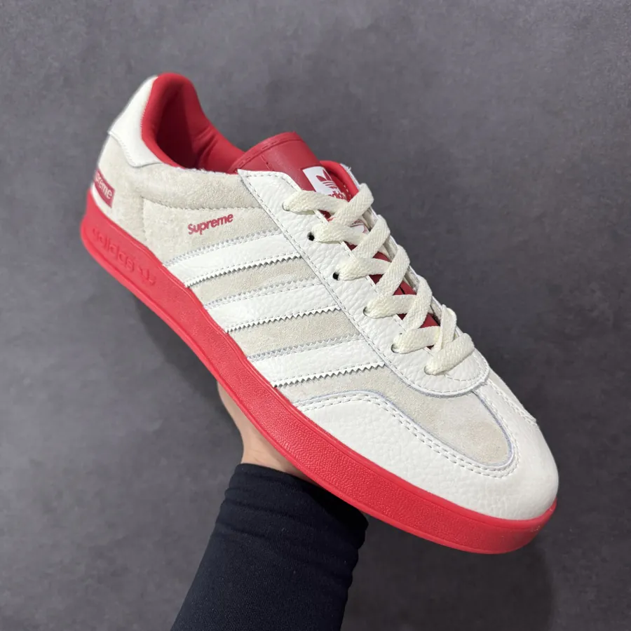 Supreme x Ad Samba Og Custom Color Low Top Sneakers