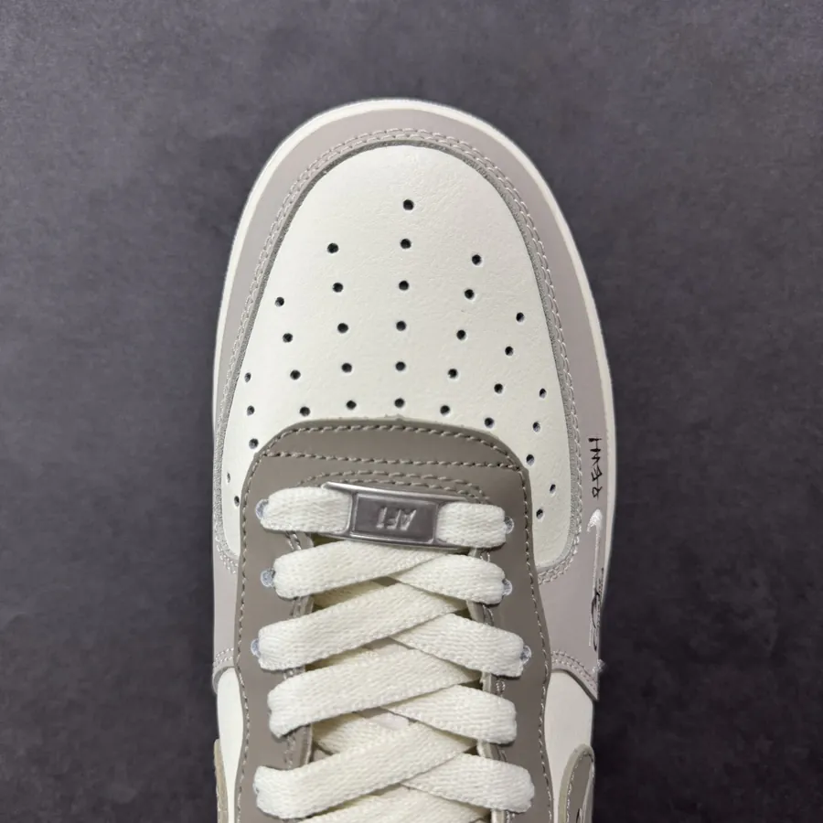 Nike Air Force 1 Smiling Bear Custom Low Top Sneakers