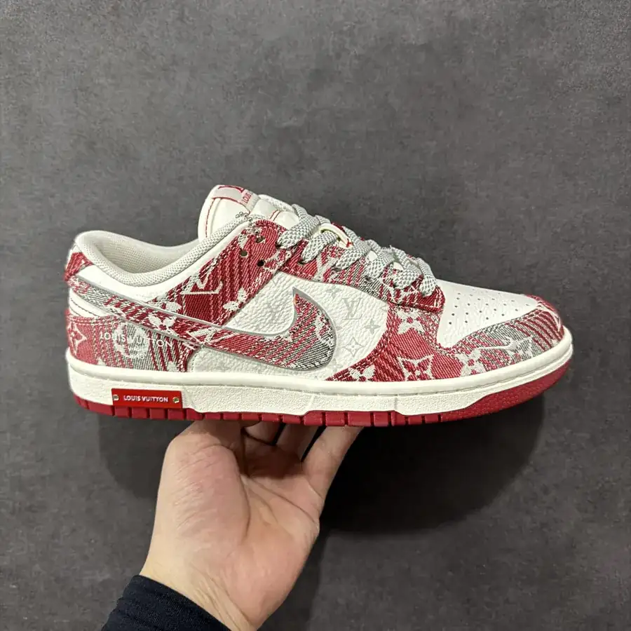 Nike SB Dunk Low LV Collaboration Gray Red Denim