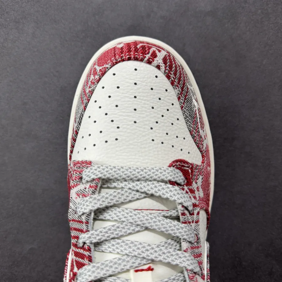 Nike SB Dunk Low LV Collaboration Gray Red Denim