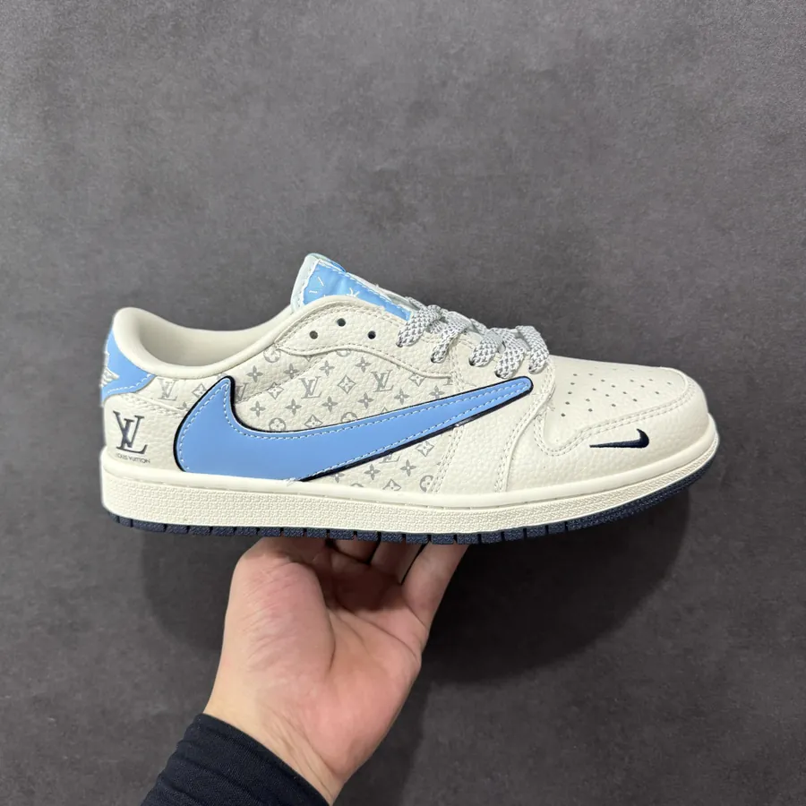 Travis Scott x Air 1 Low OG Version