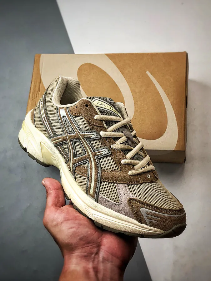 Asics Gel 1130 Brown and White