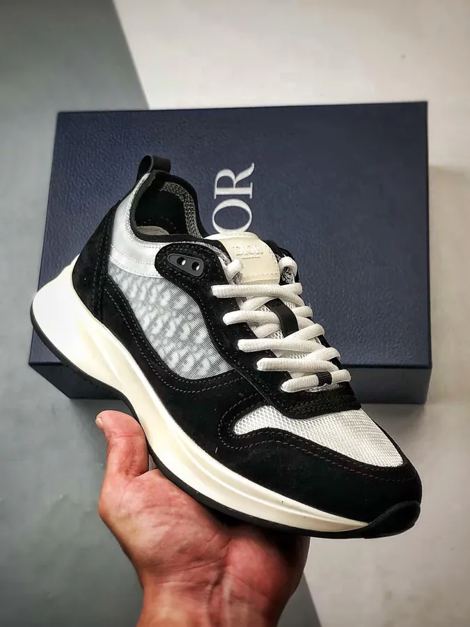 Dior B25 Oblique Runner Sneaker Classic Elegance
