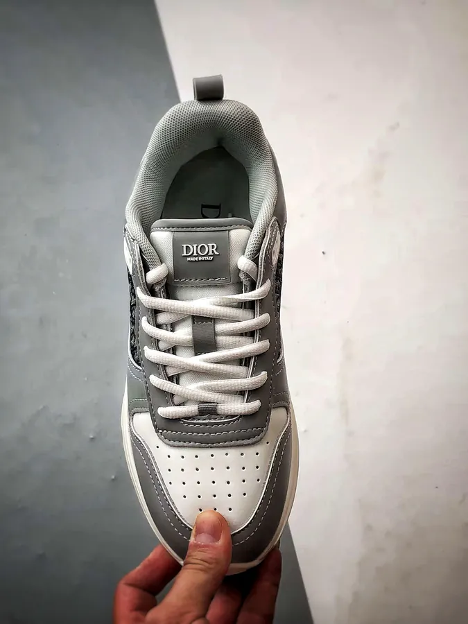 Dior B25 Oblique Runner Sneaker White and Grey