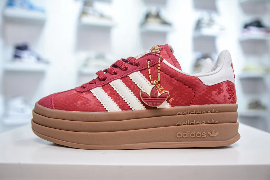 Originals GAZELLE BOLD C Snake Year Limited Edition Low Top Sneakers