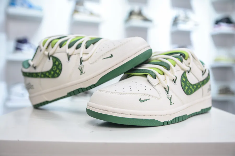 SB Dunk Low x Louis Vuitton Collaboration White Green Straps
