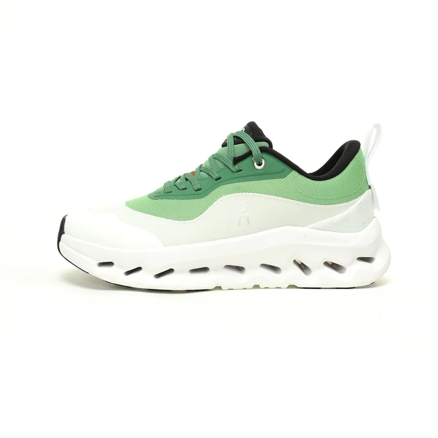 ON Running x LOE Oudtilt 2.0 Low Top Sneaker