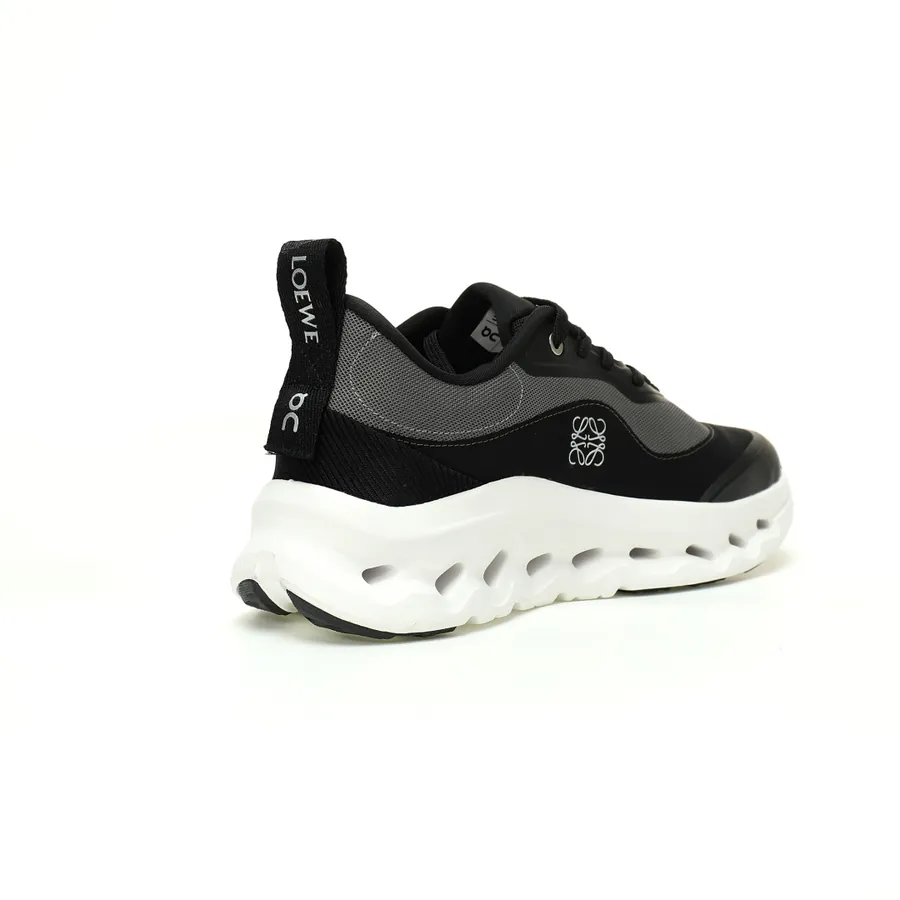 ON Running x LOE Oudtilt 2.0 Low Sneaker