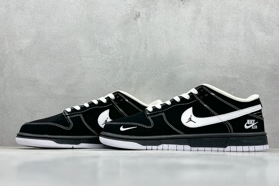 Nike SB Dunk Low OG Edition Premium Customized Low Top Sneakers
