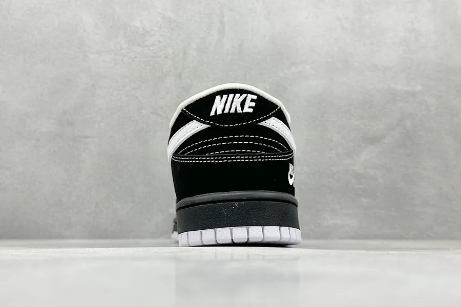 Nike SB Dunk Low OG Edition Premium Customized Low Top Sneakers