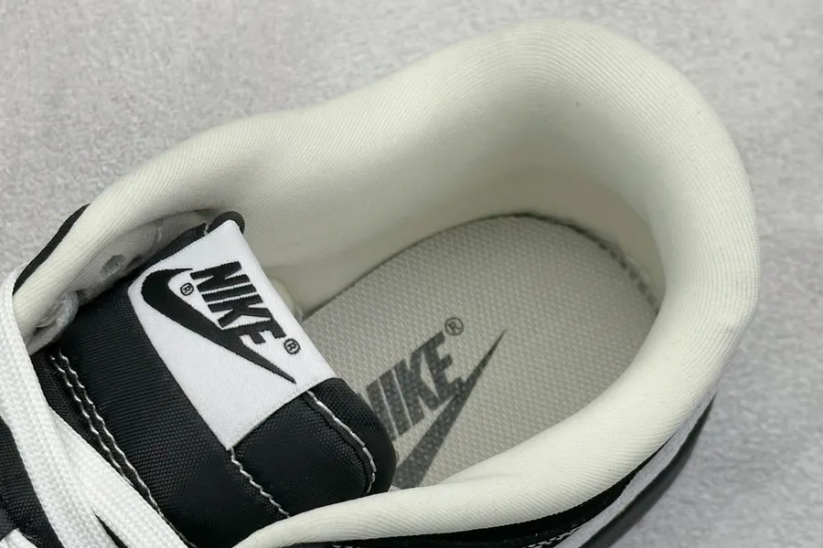 Nike SB Dunk Low OG Edition Premium Customized Low Top Sneakers