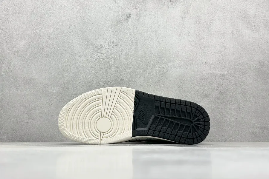 Travis Scott x Air 1 Low Original Version