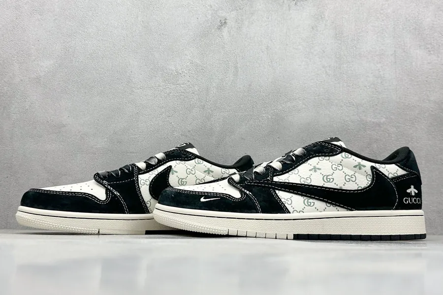 Travis Scott x Air 1 Low Original Version