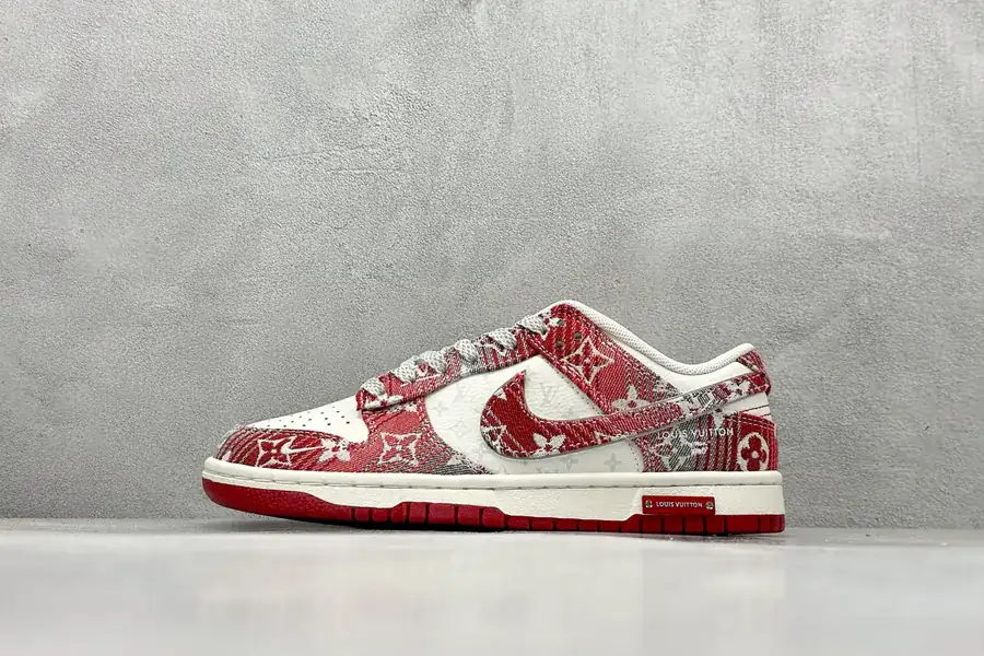 Nike SB Dunk Low LV Collaboration Premium Customized Low Top Sneakers