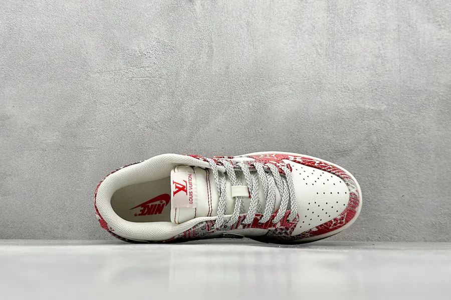 Nike SB Dunk Low LV Collaboration Premium Customized Low Top Sneakers