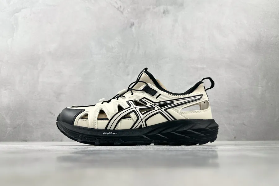 Asics Gel Sonoma SE in Beige