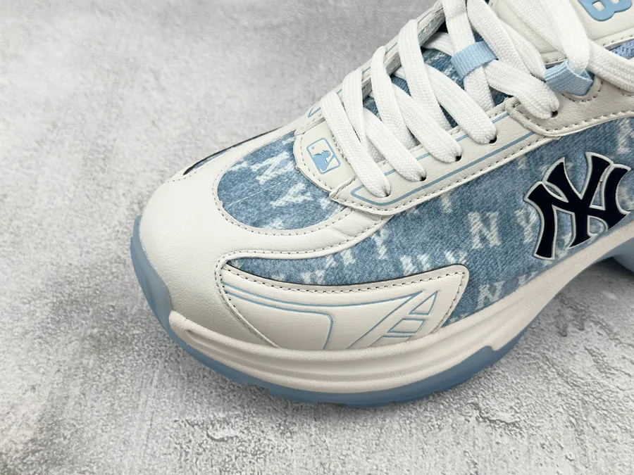 MLB New York Yankees Blue Sneaker