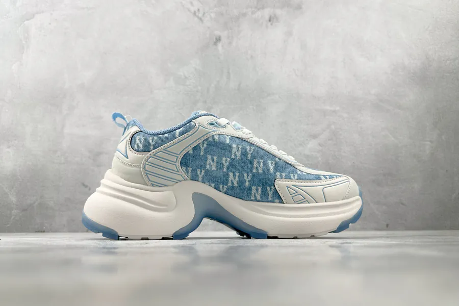MLB New York Yankees Blue Sneaker