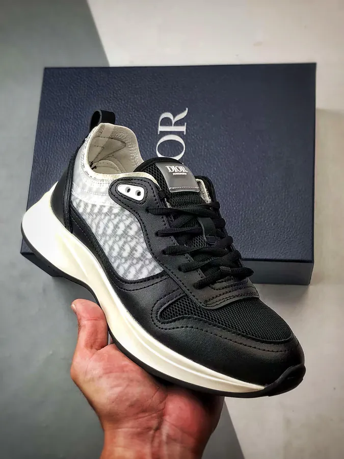 Dior B25 Oblique Runner Sneaker Classic Elegance