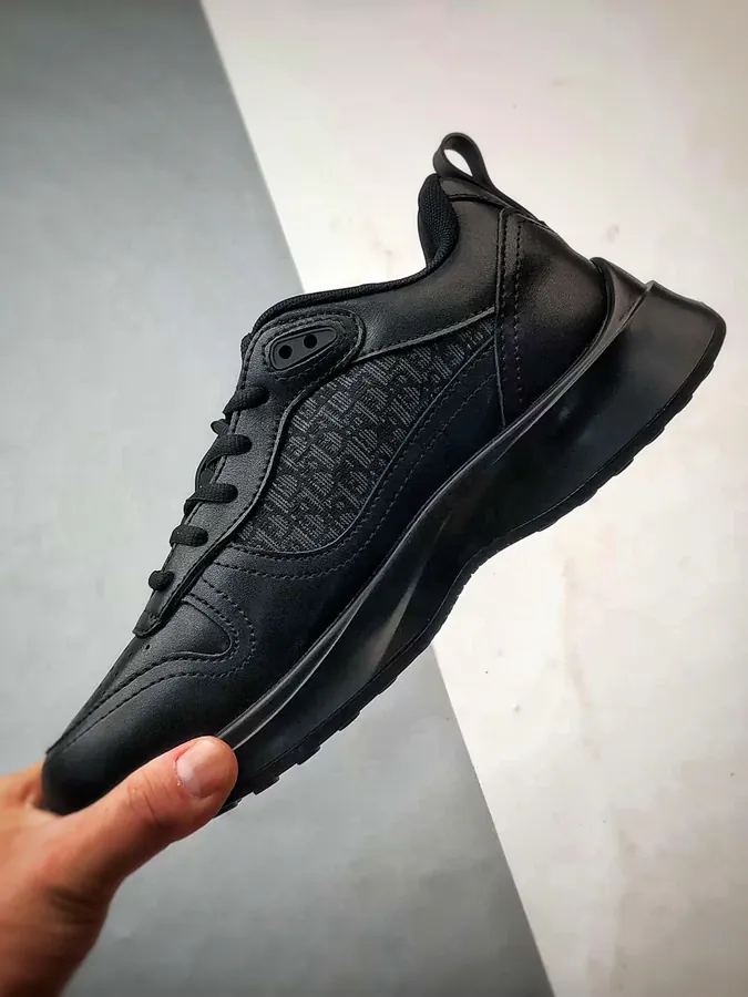 Dior B25 Oblique Runner Sneaker Classic Black
