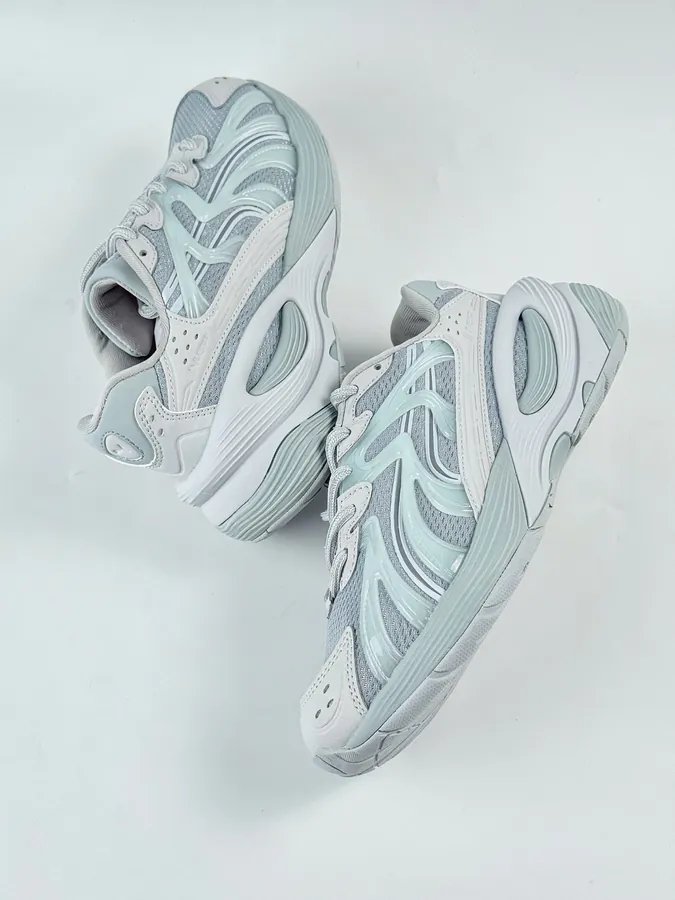 PUMA Inverse Premium WMNS Lifestyle Sneaker