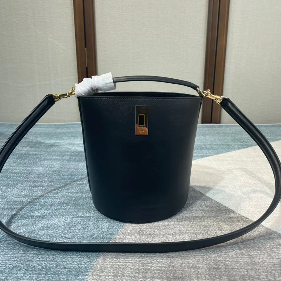 549 Teen Bucket Bucket Bag in Calfskin