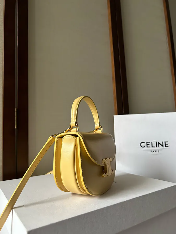 CL Mini Besace Keyhole Bag