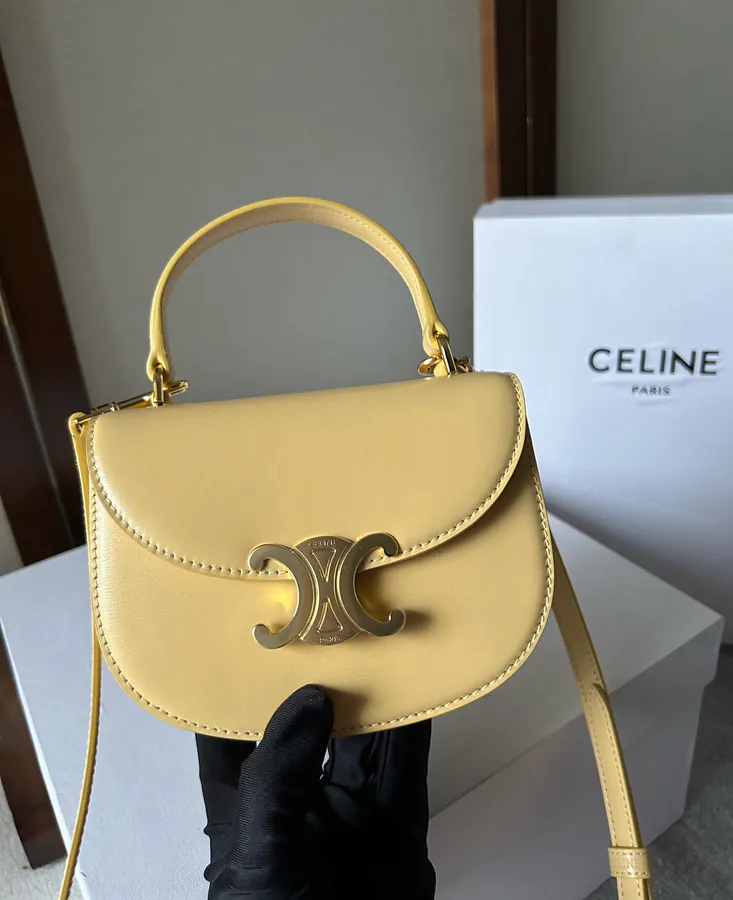 CL Mini Besace Keyhole Bag