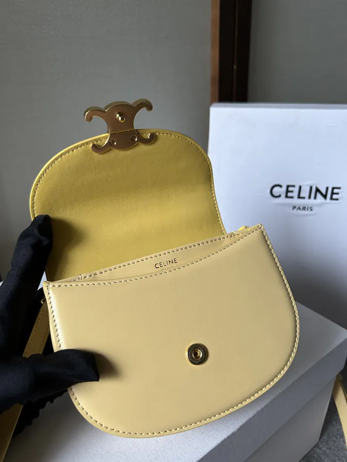CL Mini Besace Keyhole Bag