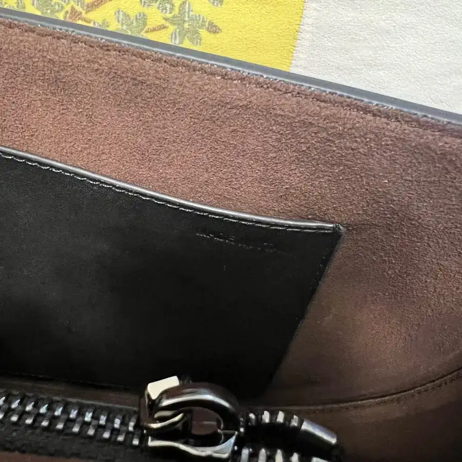 GARAVANI OHVAL Large Calfskin Handbag with Rotating VLOGO Signature Clasp