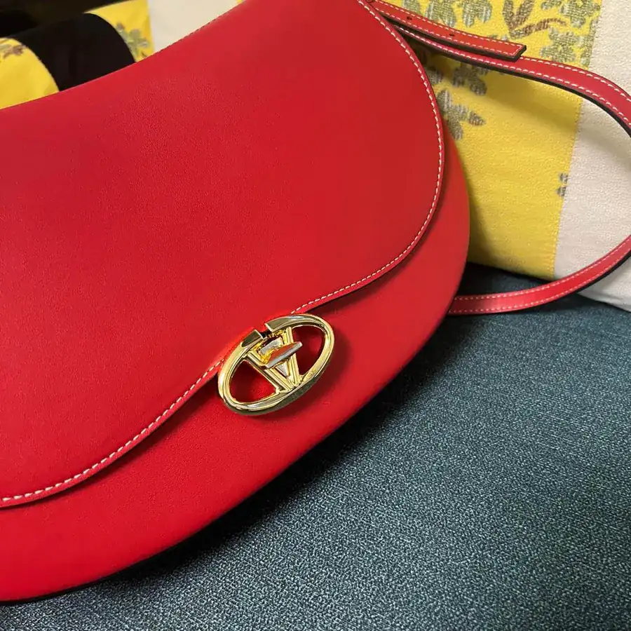 GARAVANI OHVAL Large Calfskin Handbag with Rotating VLOGO Signature Clasp