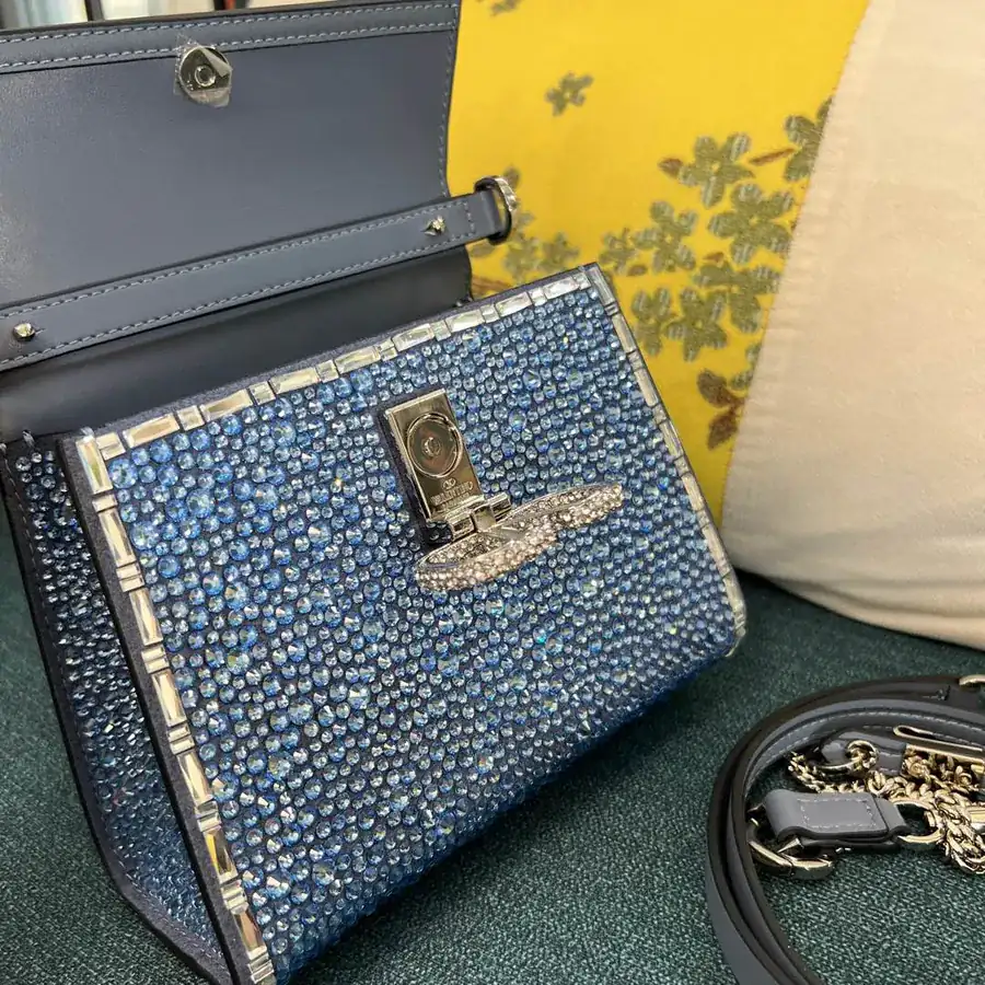 VSLING Mini Alligator Skin Crossbody Bag with Adjustable Strap