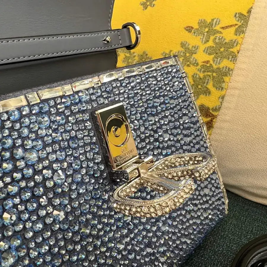 VSLING Mini Alligator Skin Crossbody Bag with Adjustable Strap