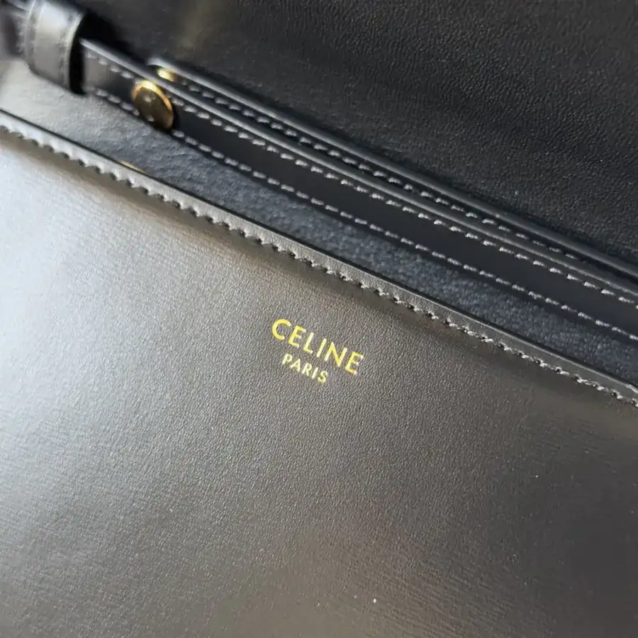 CELIN* CUIR TRIOMPHE Logo Print Leather Wallet