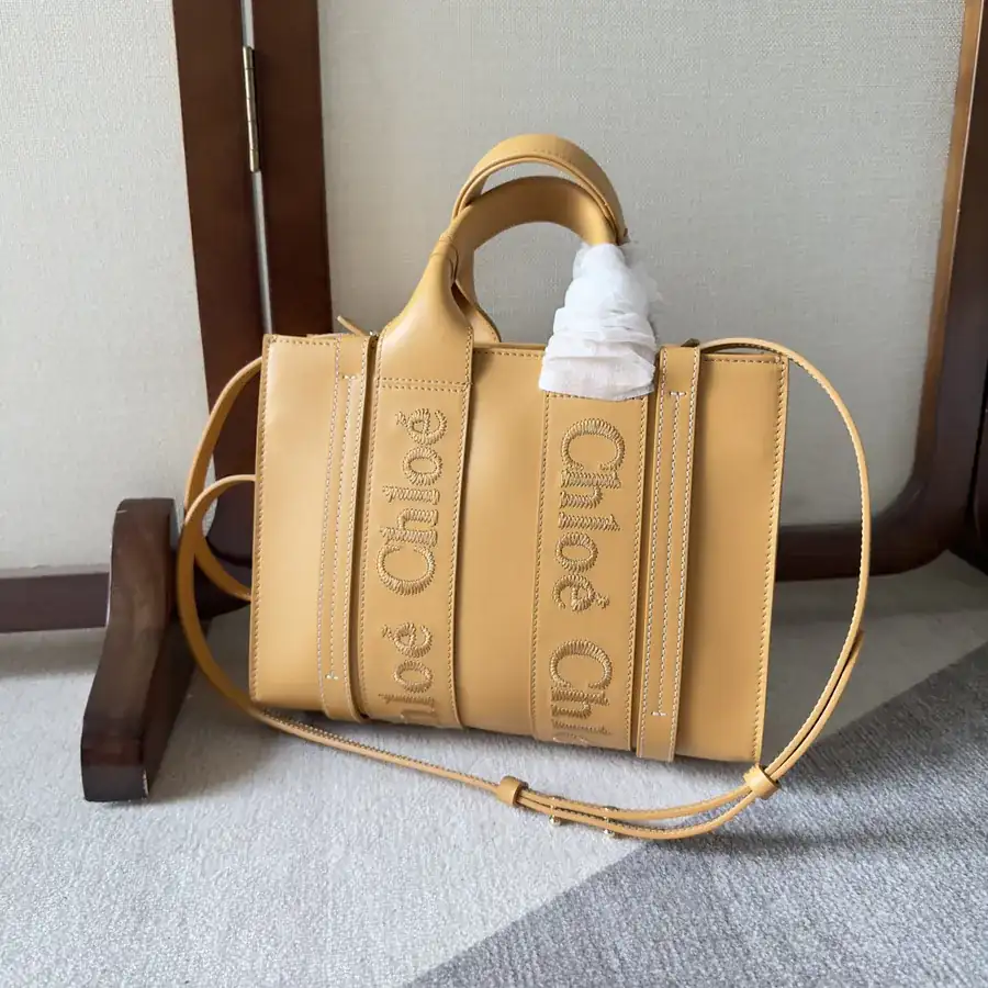 Chloe Woody Tote Bag Full Leather, Elegant Style