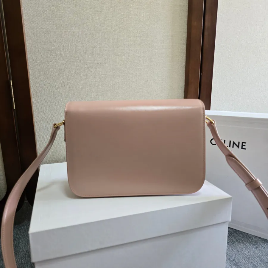 Triomphe New Classic Bucket Bag