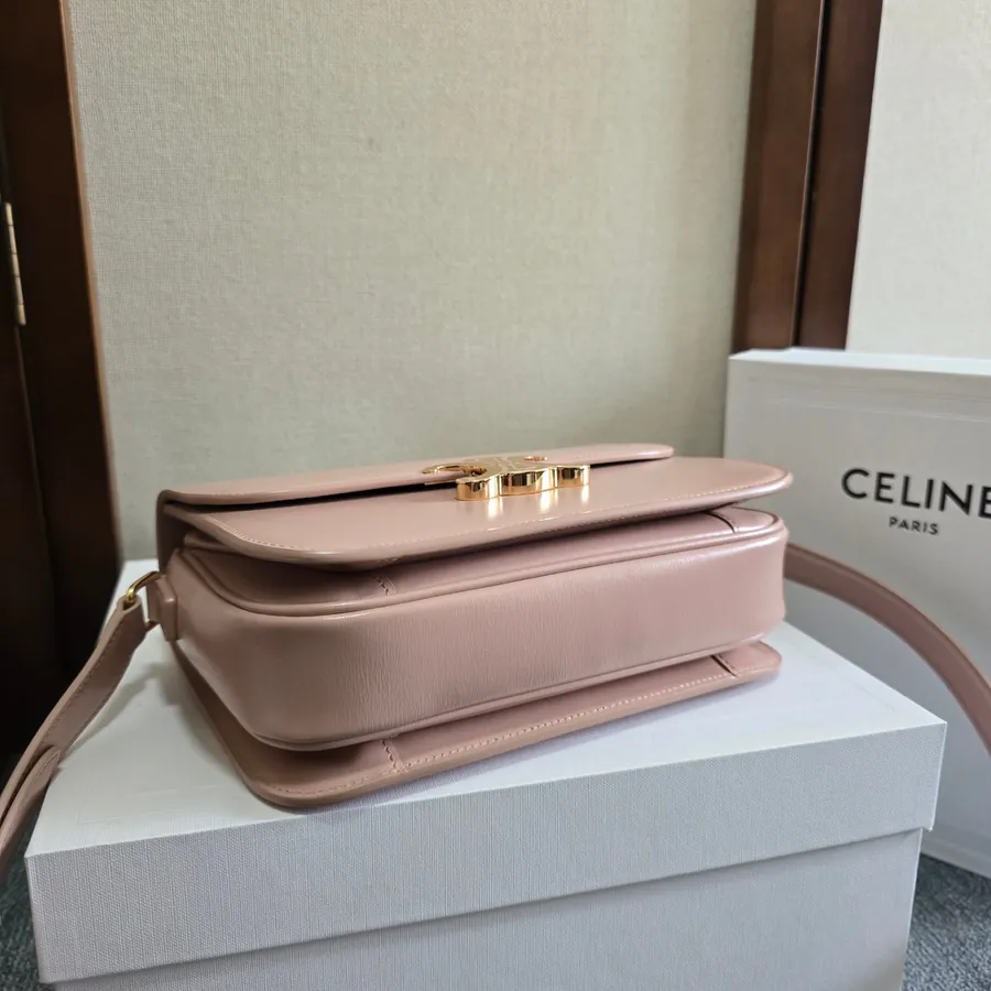 Triomphe New Classic Bucket Bag
