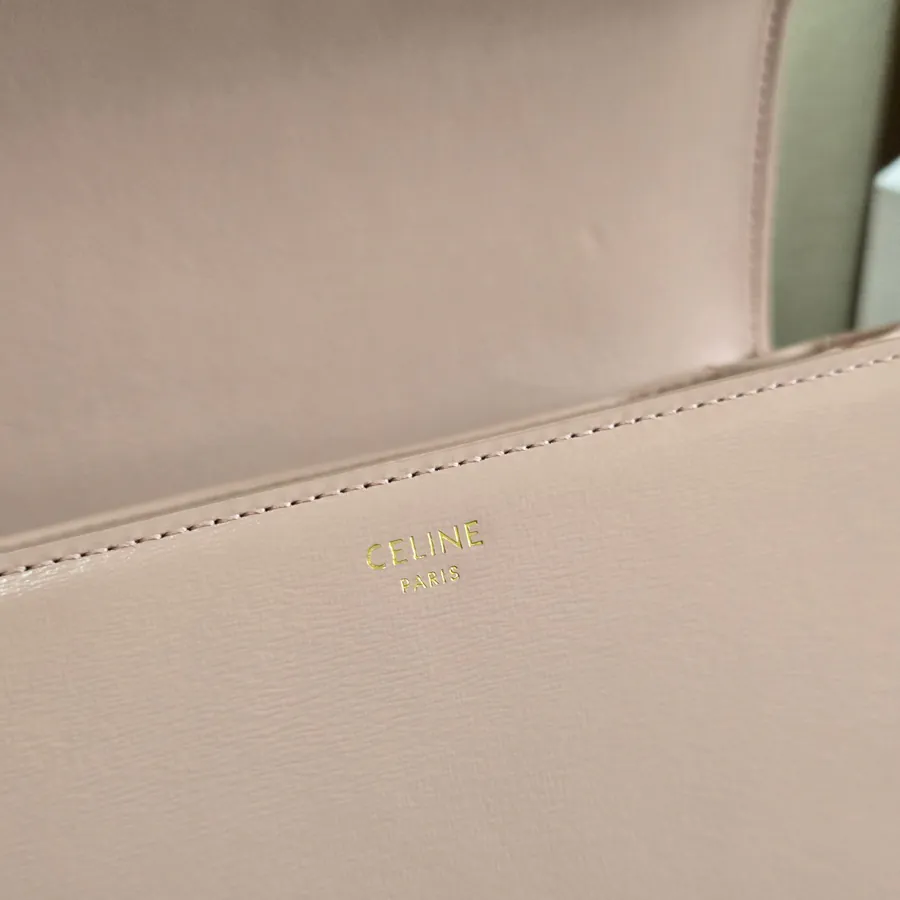 Triomphe New Classic Bucket Bag