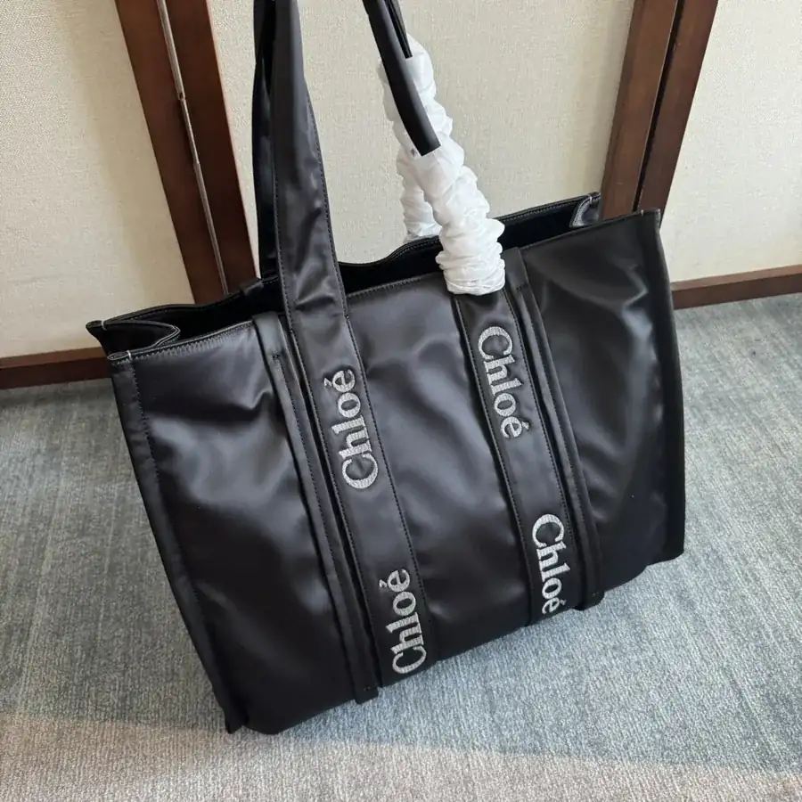Chloé Woody Large Tote Bag