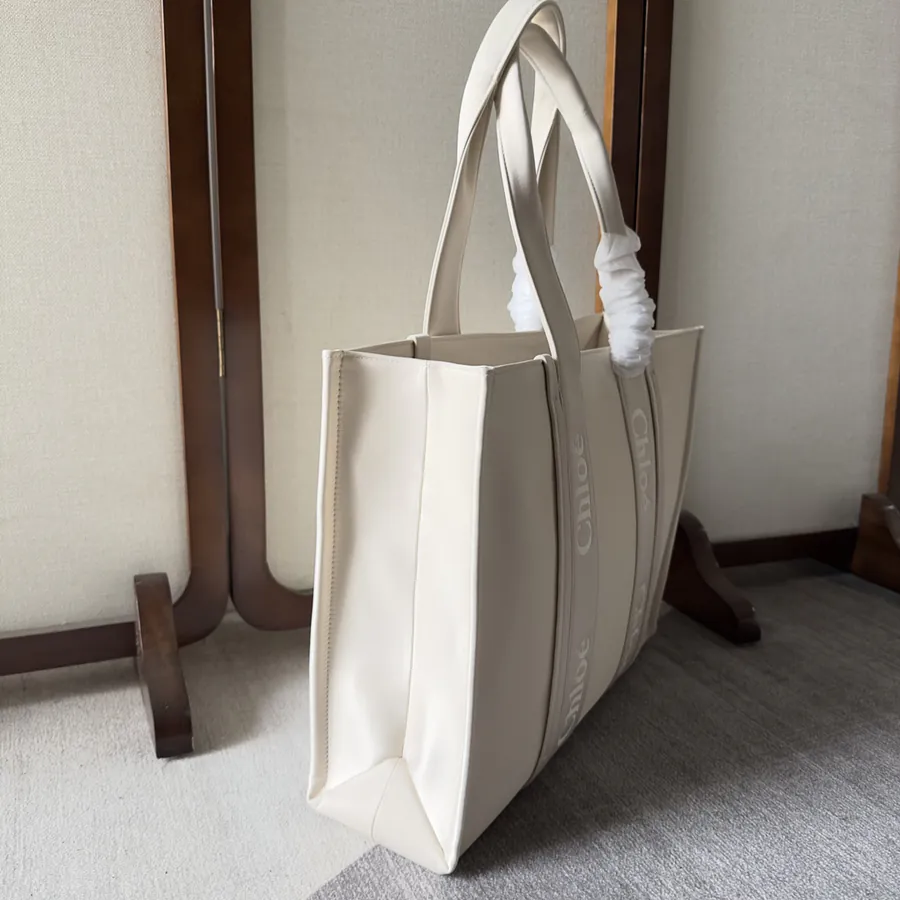 Chloé Woody Large Tote Bag