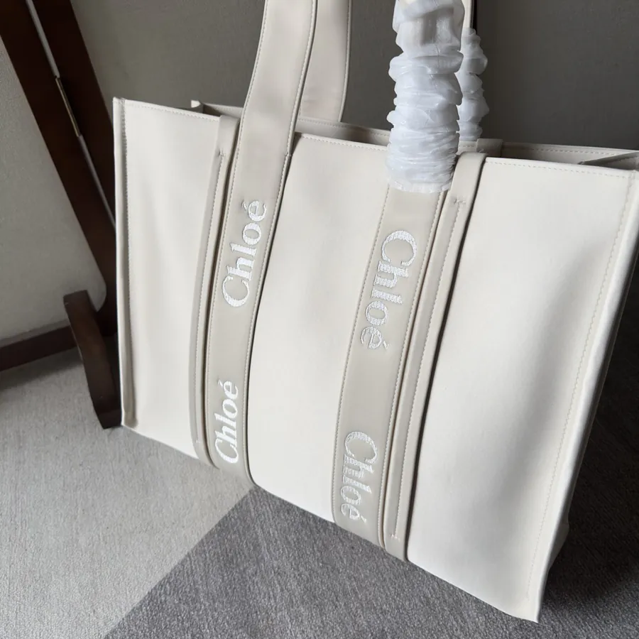 Chloé Woody Large Tote Bag