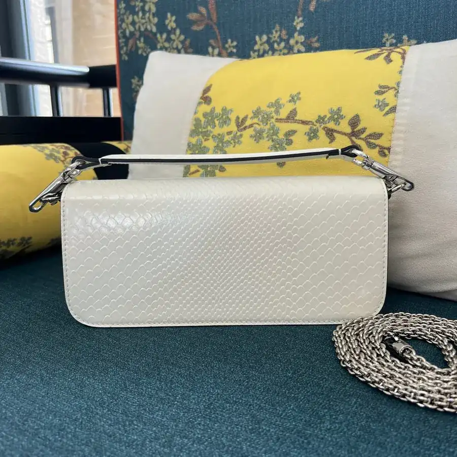 V Garavani 7030L Mini Loc Handbag