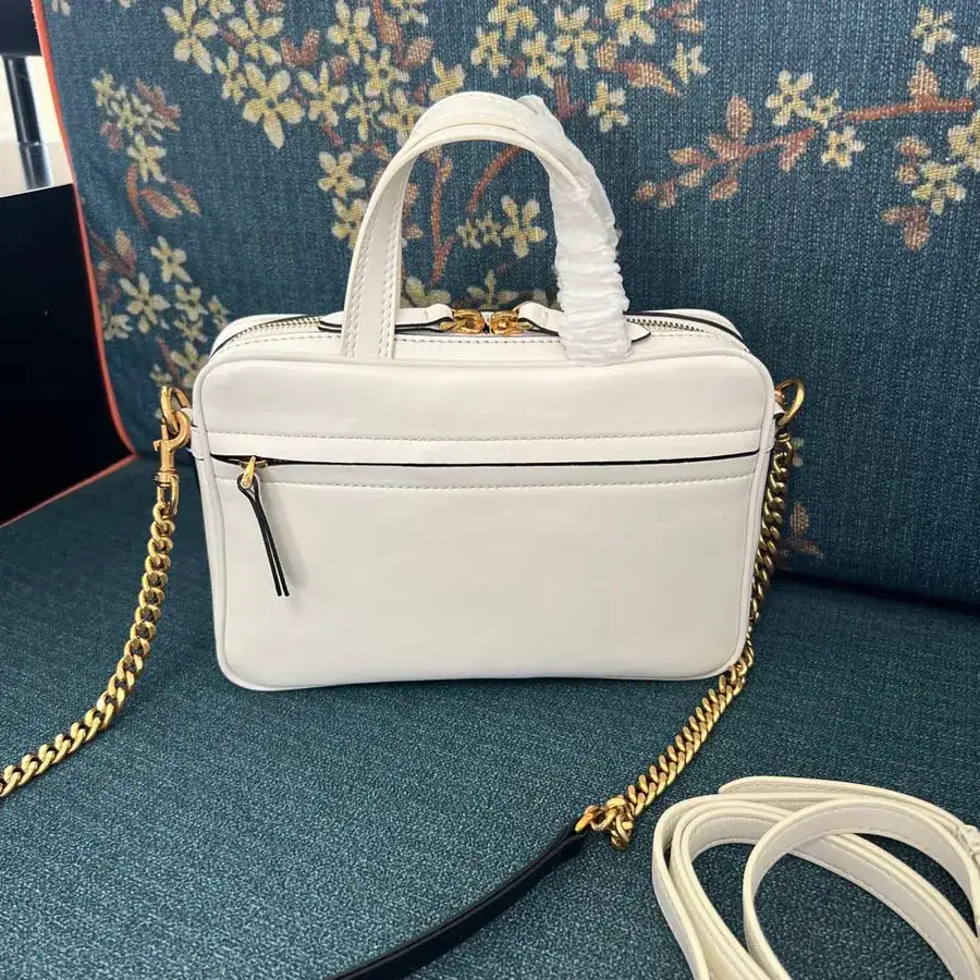 GARAVANI VIVA SUPERSTAR Leather Handbag with V Logo Signature Design