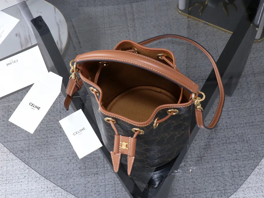 TRIOMPHE Leather Tote with Handles and Straps