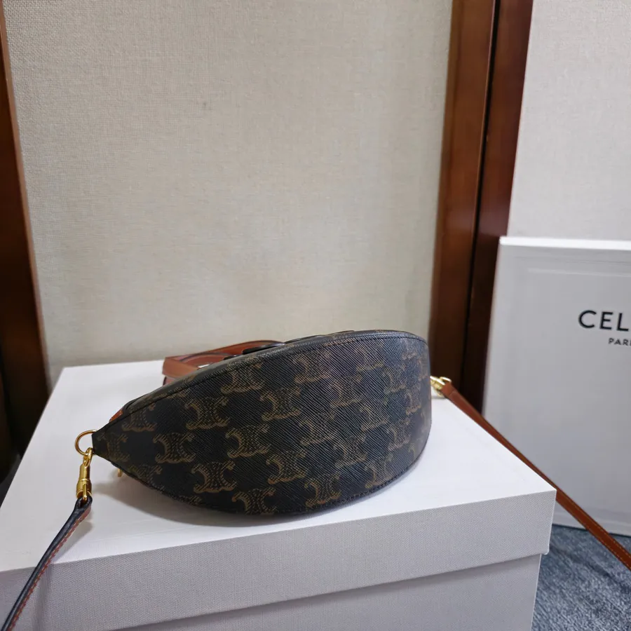 CE Oval Bag Vintage Style