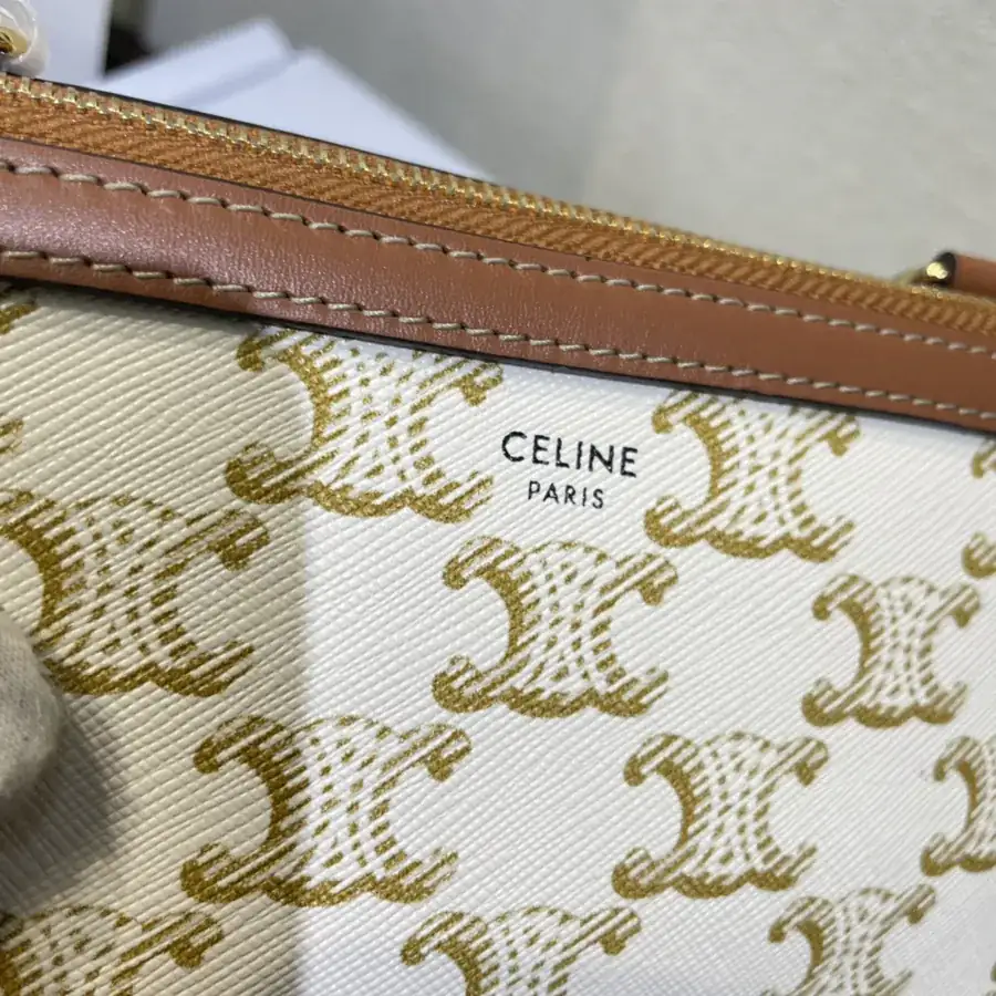 TrioMPHE New Season Chain Clutch with Gold Embroidery